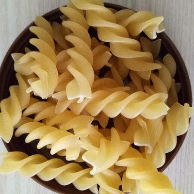 Extrudeuse de nourriture pour poissons en acier inoxydable de grande capacité pour une utilisation facile